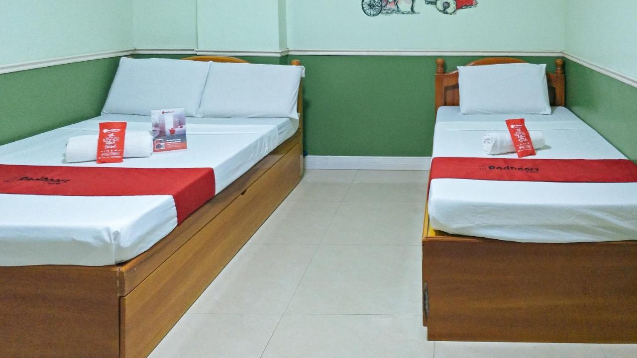 Reddoorz @ Bonifacio St Cebu Hotell Eksteriør bilde