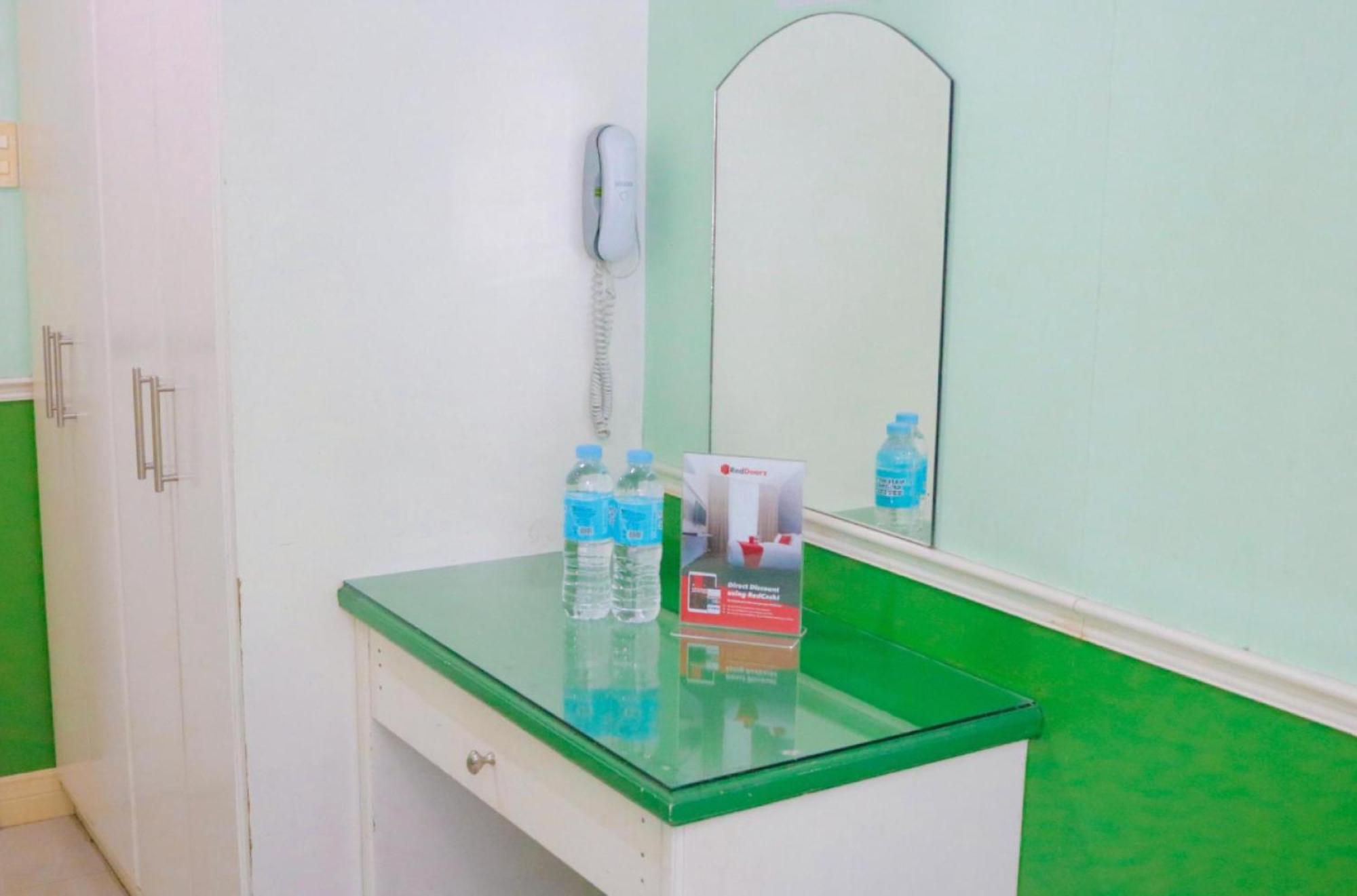 Reddoorz @ Bonifacio St Cebu Hotell Eksteriør bilde