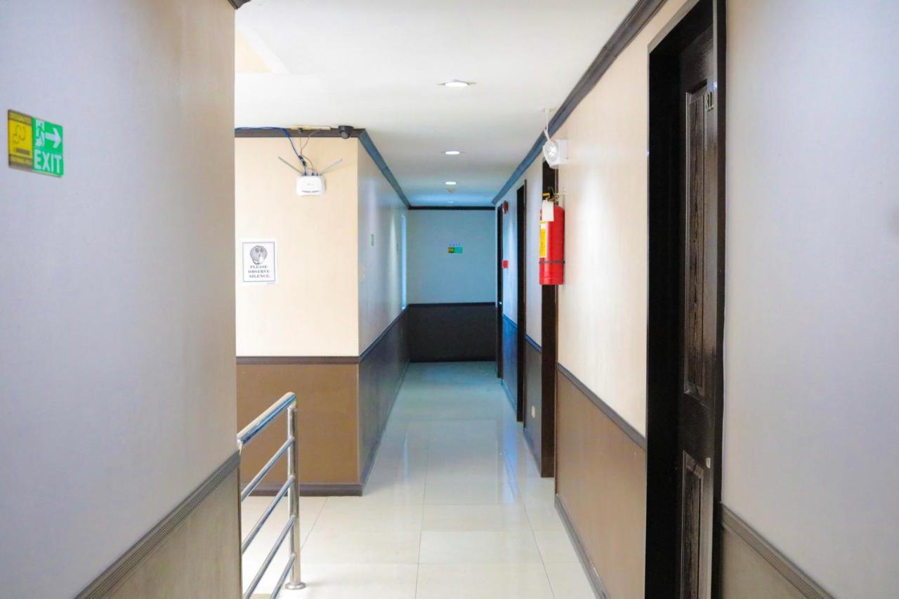 Reddoorz @ Bonifacio St Cebu Hotell Eksteriør bilde